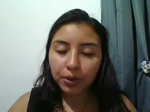 Snapshot of _Romilly_ chatting on 10/13/25, 03:06 Romilly online show from 10/13/25, 03:06