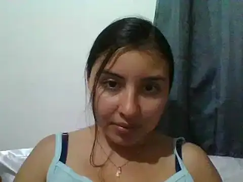 Snapshot of _Romilly_ chatting on 10/22/25, 02:34 Romilly online show from 10/22/25, 02:34