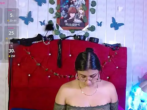 Snapshot of Emiily_Johamson chatting on 10/14/25, 02:34 Emiily Johamson online show from 10/14/25, 02:34