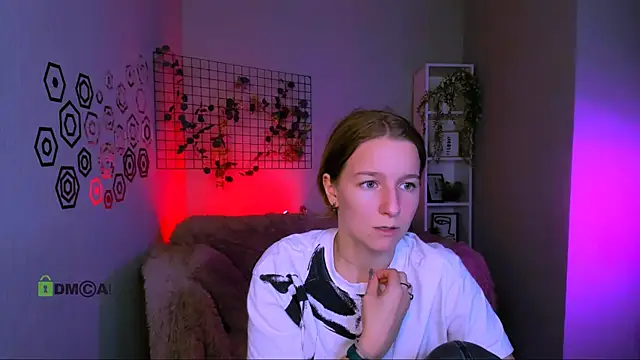 Snapshot of benny_duglas chatting on 10/14/25, 12:17 benny duglas online show from 10/14/25, 12:17