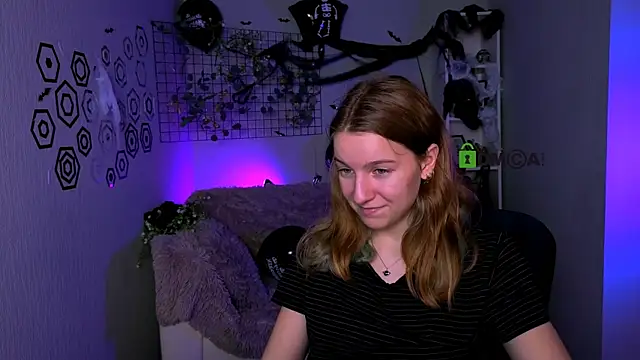 Snapshot of benny_duglas chatting on 10/25/25, 11:29 benny duglas online show from 10/25/25, 11:29