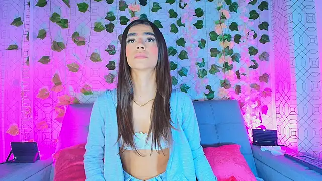 Snapshot of collet_1 chatting on 09/16/25, 11:55 collet 1 online show from 09/16/25, 11:55