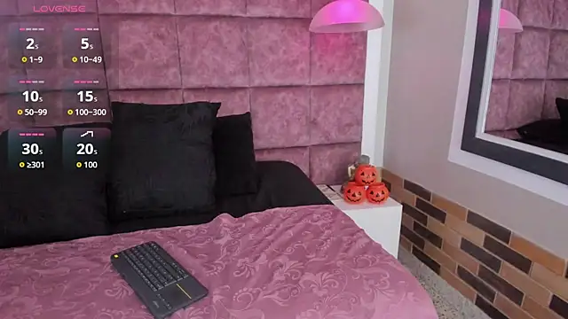 Ely09  online show from 10/22/25, 09:14