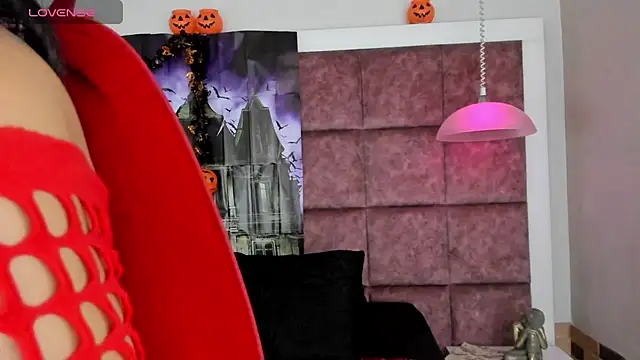 Ely09  online show from 10/31/25, 09:16