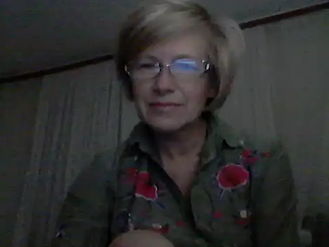 LucyLewisX online show from 10/14/25, 09:15