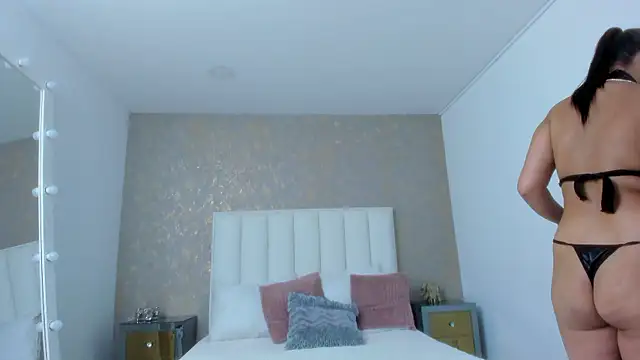 Snapshot of KaylieBrooks chatting on 11/25/25, 07:25 KaylieBrooks online show from 11/25/25, 07:25