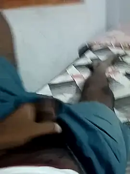 Snapshot of Rahul_Razz chatting on 09/17/25, 10:22 Rahul Razz online show from 09/17/25, 10:22