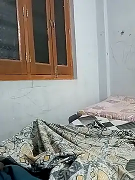 Snapshot of Rahul_Razz chatting on 09/20/25, 12:22 Rahul Razz online show from 09/20/25, 12:22