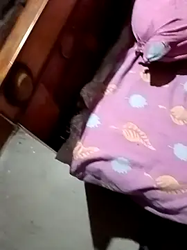 Snapshot of Rahul_Razz chatting on 10/08/25, 06:05 Rahul Razz online show from 10/08/25, 06:05