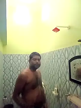 Snapshot of Rahul_Razz chatting on 10/12/25, 05:06 Rahul Razz online show from 10/12/25, 05:06