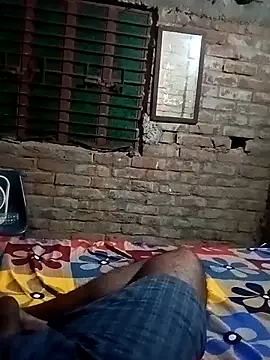 Snapshot of Rahul_Razz chatting on 10/14/25, 04:41 Rahul Razz online show from 10/14/25, 04:41