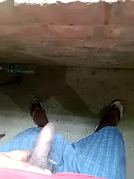 Snapshot of Rahul_Razz chatting on 10/25/25, 07:16 Rahul Razz online show from 10/25/25, 07:16