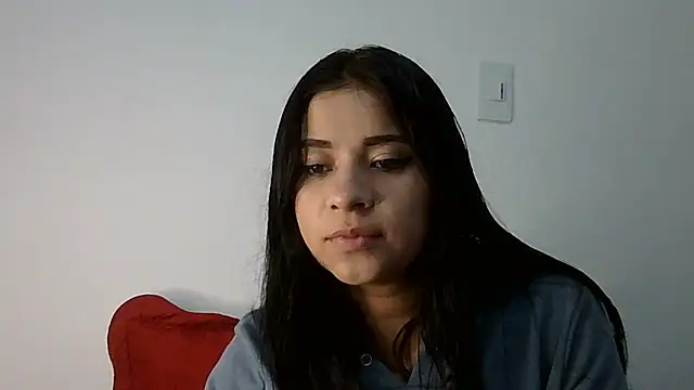 Snapshot of ValerieLove_ chatting on 11/23/25, 11:10 ValerieLove online show from 11/23/25, 11:10