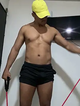 Snapshot of Smith_Fitness chatting on 09/16/25, 02:18 Smith Fitness online show from 09/16/25, 02:18