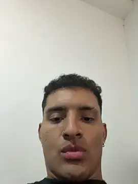 Snapshot of Smith_Fitness chatting on 09/19/25, 02:18 Smith Fitness online show from 09/19/25, 02:18