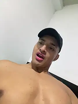 Snapshot of Smith_Fitness chatting on 10/04/25, 12:36 Smith Fitness online show from 10/04/25, 12:36