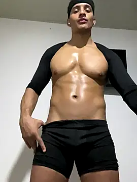 Snapshot of Smith_Fitness chatting on 11/12/25, 11:21 Smith Fitness online show from 11/12/25, 11:21