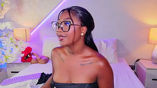 Kishalove  online show from 06/16/26, 10:07