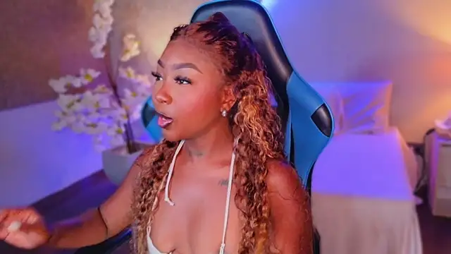 Kishalove  online show from 07/27/26, 10:22
