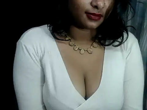 Snapshot of DearKimmi chatting on 01/03/25, 08:54 DearKimmi online show from 01/03/25, 08:54