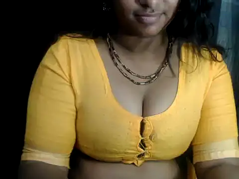 Snapshot of DearKimmi chatting on 01/14/25, 06:28 DearKimmi online show from 01/14/25, 06:28