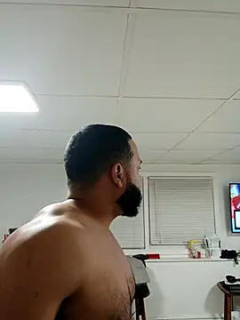 tripping385 online show from 11/27/25, 01:18