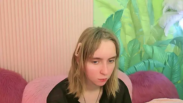 Beverly Gomes online show from 09/14/25, 06:23