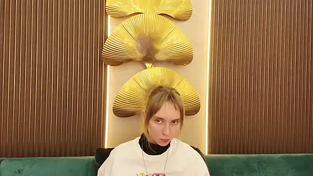 Beverly Gomes online show from 10/02/25, 05:58