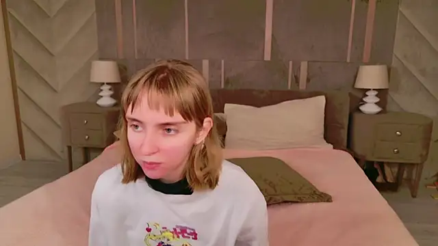 Beverly Gomes online show from 10/14/25, 05:41