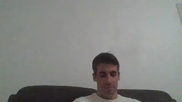 JulioIsHere4you online show from 10/05/25, 05:33