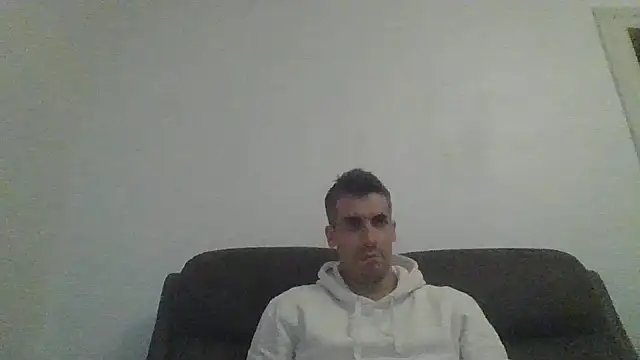 JulioIsHere4you online show from 10/14/25, 10:54