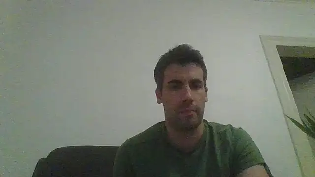 Snapshot of JulioIsHere4you chatting on 11/30/25, 11:20 JulioIsHere4you online show from 11/30/25, 11:20