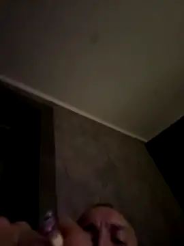 Snapshot of ruberofre chatting on 10/05/25, 05:06 ruberofre online show from 10/05/25, 05:06