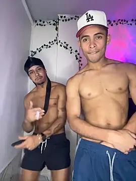 Snapshot of Owen_Benkosky chatting on 10/22/25, 03:40 Owen Benkosky online show from 10/22/25, 03:40