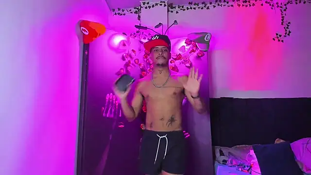 Snapshot of Owen_Benkosky chatting on 11/21/25, 03:27 Owen Benkosky online show from 11/21/25, 03:27