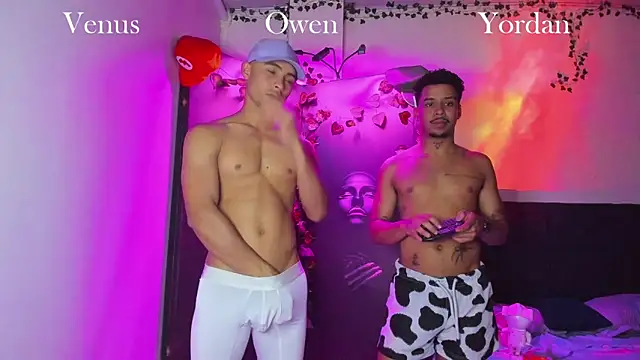 Snapshot of Owen_Benkosky chatting on 12/05/25, 03:04 Owen Benkosky online show from 12/05/25, 03:04