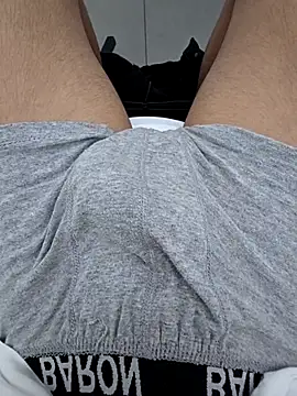 sinyorwhitee online show from 09/11/25, 03:34