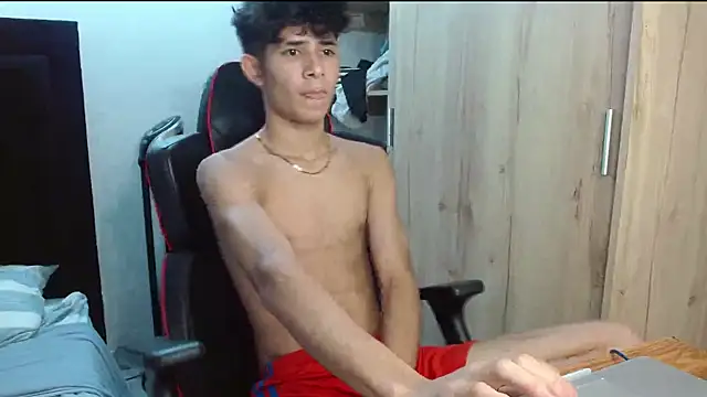 Noah-Garcia online show from 09/19/25, 05:24