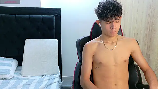 Noah-Garcia online show from 10/23/25, 08:29