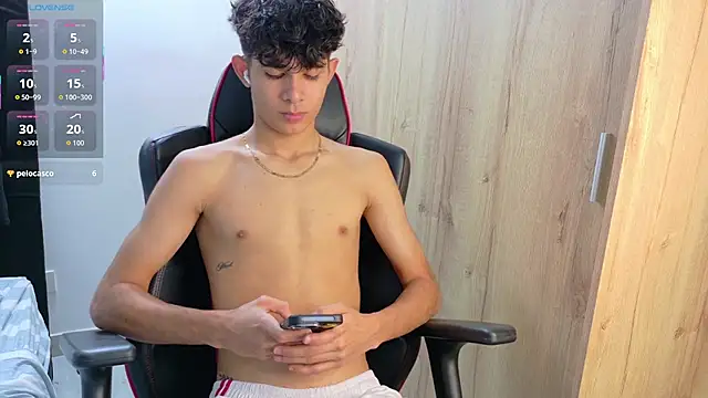 Noah-Garcia online show from 10/24/25, 09:33