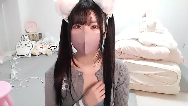 Snapshot of moka-neko chatting on 09/29/25, 11:04 moka-neko online show from 09/29/25, 11:04