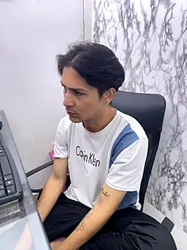 StevenHumps online show from 10/20/25, 07:42