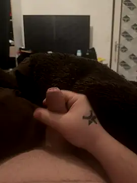 Snapshot of Badking9377 chatting on 11/20/25, 08:36 Badking9377 online show from 11/20/25, 08:36