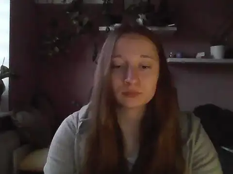 Snapshot of LindaPretty chatting on 10/19/25, 03:12 LindaPretty online show from 10/19/25, 03:12