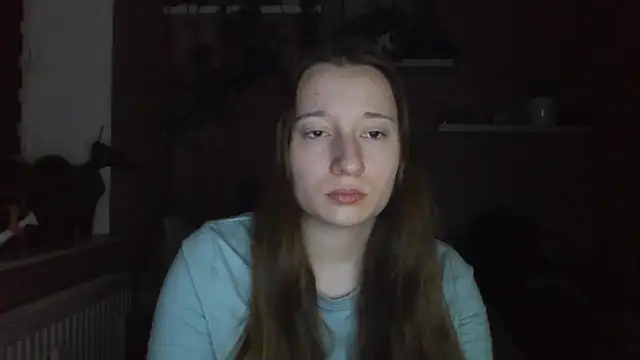 Snapshot of LindaPretty chatting on 10/22/25, 08:19 LindaPretty online show from 10/22/25, 08:19