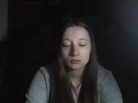 Snapshot of LindaPretty chatting on 10/26/25, 09:21 LindaPretty online show from 10/26/25, 09:21