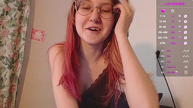 ohmycheryl online show from 09/18/25, 02:52