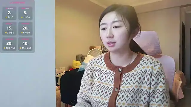 Snapshot of Diva_VVN chatting on 11/21/25, 12:10 Diva VVN online show from 11/21/25, 12:10