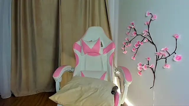 Anya Belle online show from 06/10/26, 04:50