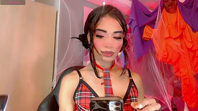 BabyAmatiis  online show from 10/29/25, 11:01